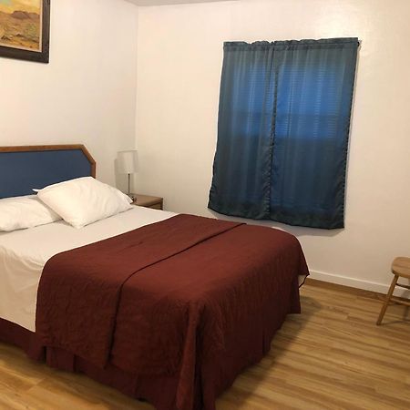 פורט אנג'לס Angeles Motel מראה חיצוני תמונה